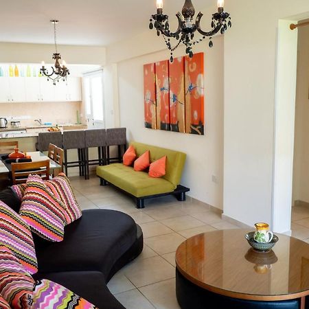 Stylish 2 Bedroom Apartment In Pegia ペイヤ エクステリア 写真