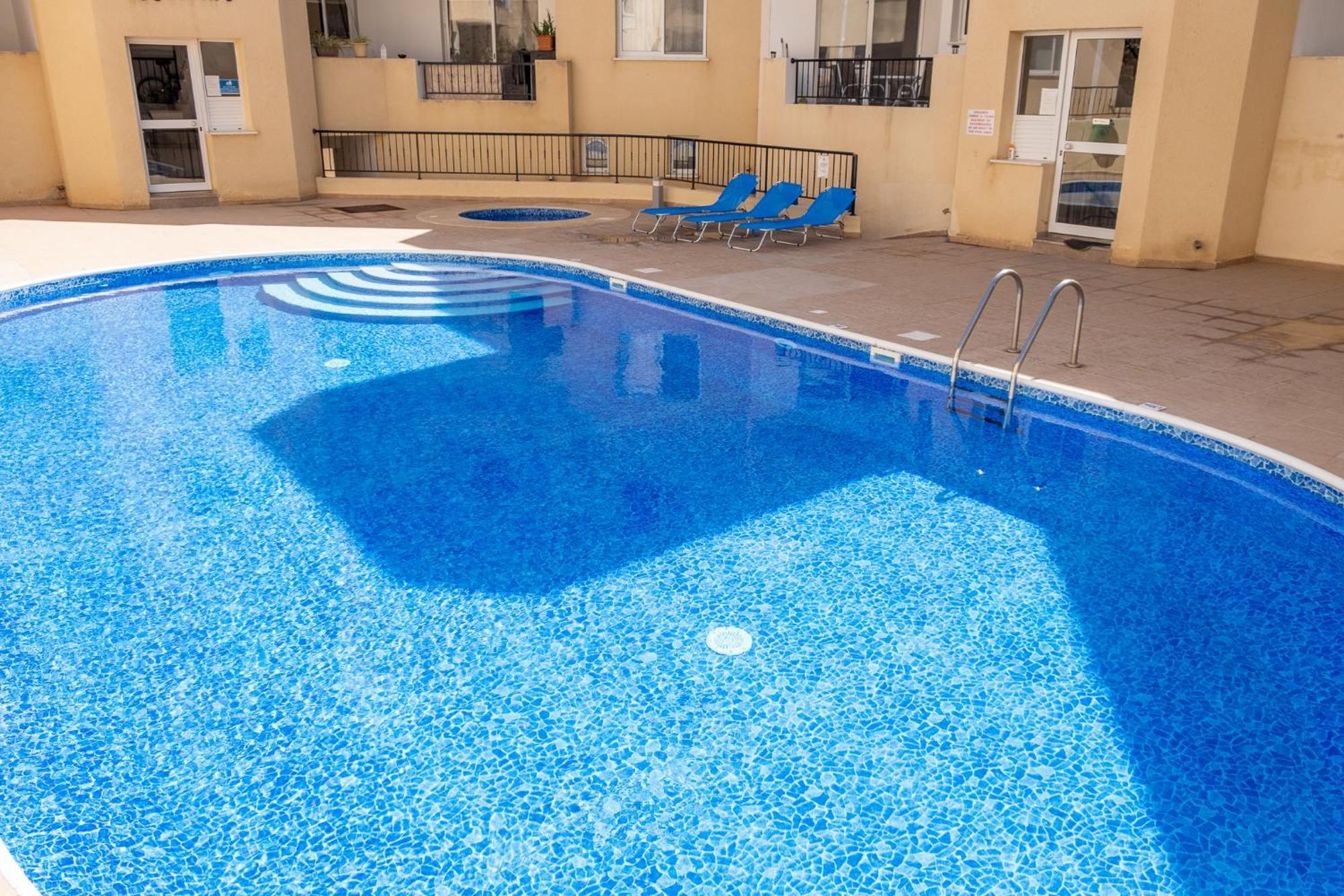 Stylish 2 Bedroom Apartment In Pegia ペイヤ エクステリア 写真